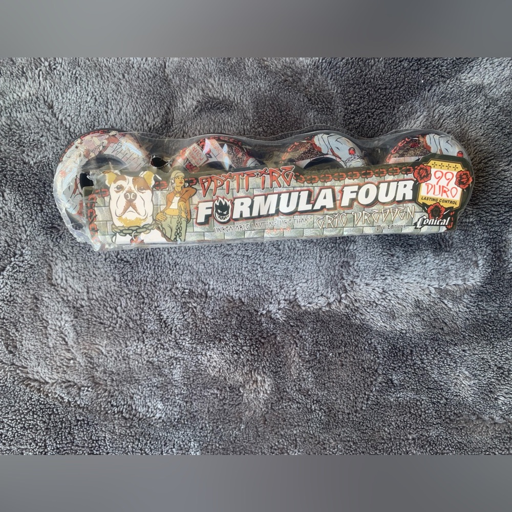 Spitfire formula four wheels